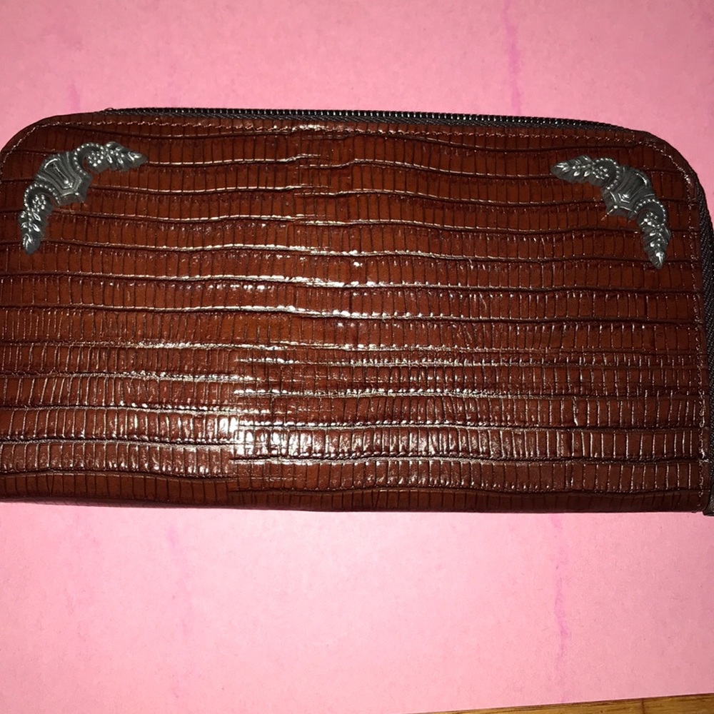 Brighton wallet